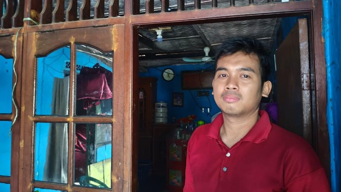 Sopir TransJ Klaim Rem Blong, Bus Tabrak Ruko di Cakung