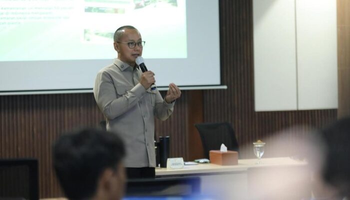 Waka MPR Dengar Masukan Akademisi Unair Terkait RUU Pro Lingkungan – Alternatif 2