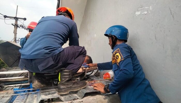 Tragedi Listrik Makan Korban di Bogor, Kuli Bangunan Dilarikan ke RS