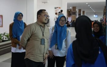 **Peserta Nikmati Kemudahan Administrasi BPJS Kesehatan di MPP Ngawi**