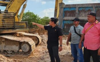 Galian C Ilegal di Kampar Dibongkar Polisi, 2 Pelaku Dijerat, Alat Berat Sita!