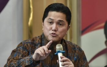Hoaks Rangkap Jabatan Erick Thohir, Pukul Nampanpetinggi FIFA!