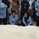 Soeharto Melancarkan Aksi Sidak ke Gudang Bulog Malut, Ditemukan Beras Abu-Abu