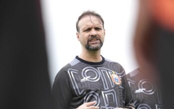 Tekad Persija vs Laju Borneo FC: Pertarungan 100% di Arena