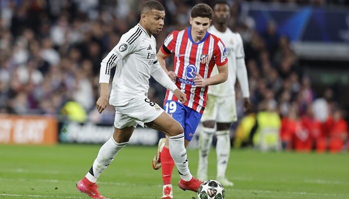 Atletico Berjuang, Julian Alvarez Curi Perhatian Sebelum Derby Madrid