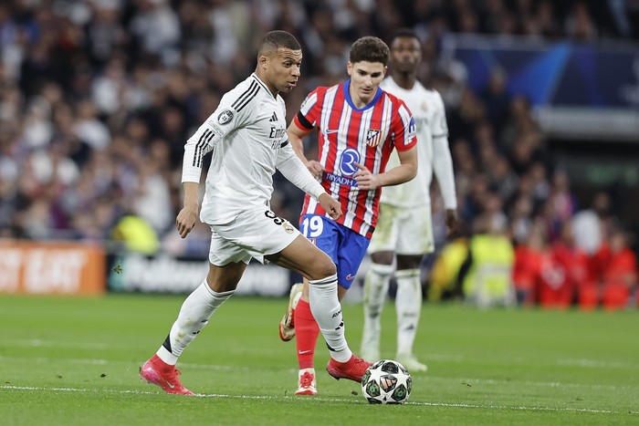 Atletico Berjuang, Julian Alvarez Curi Perhatian Sebelum Derby Madrid