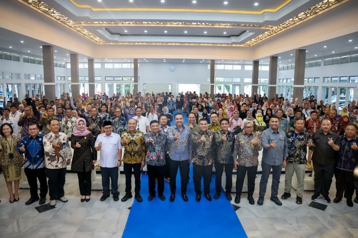 Lewat LokaModal, Menteri Maman Ajak UMKM Disiplin Atur Keuangan - Update 2