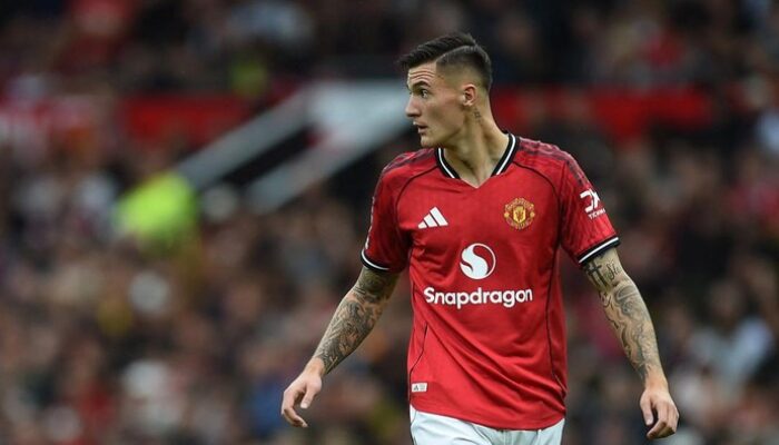 “Sesko Belum Bikin Gol di MU, Baru Pamer Skill di Sesi Latihan: Bisa Jadi Peluang Emas bagi Rival-rivalMU!”