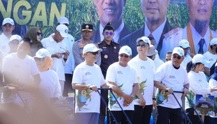 Wakil Ketua DPD Apresiasi Capaian Mentan Angkat Derajat Pertanian RI – Update 2