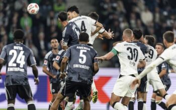 **Revolusi Gol di Bundesliga! Gladbach vs Frankfurt Berkahir dengan 10 Gol dan Kejutan Kevin Diks Tumbang**