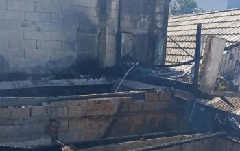 “Dari Atap ke Tanah, Kisah Tragis Pria Bogor yang Takut Terbakar!”