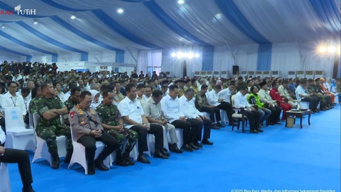 Prabowo Hadiri Serah Terima 25 Ribu Rumah Subsidi di Cileungsi Bogor - Update 2