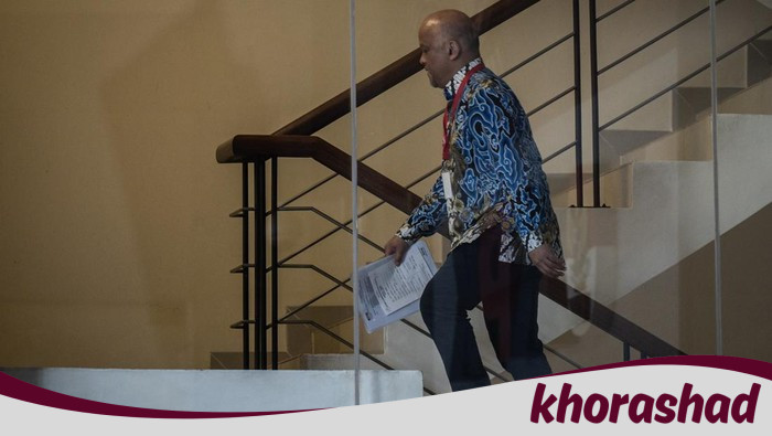 **10 Menit di KPK, Ilham Habibie: Tanda Tangan Mercy, Pertanda Apa Ini?**