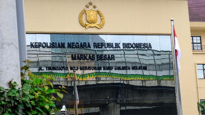 Briptu Danang Penumpang Rantis Lindas Affan Kurniawan Disanksi Minta Maaf! #BriptuDanang #RantisLindas #AffanKurniawan