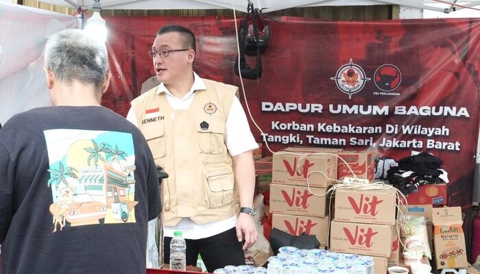Kebakaran di Tangki Jakbar, BAGUNA PDIP DKI Buka Dapur Umum & Kerahkan Relawan – Update 2