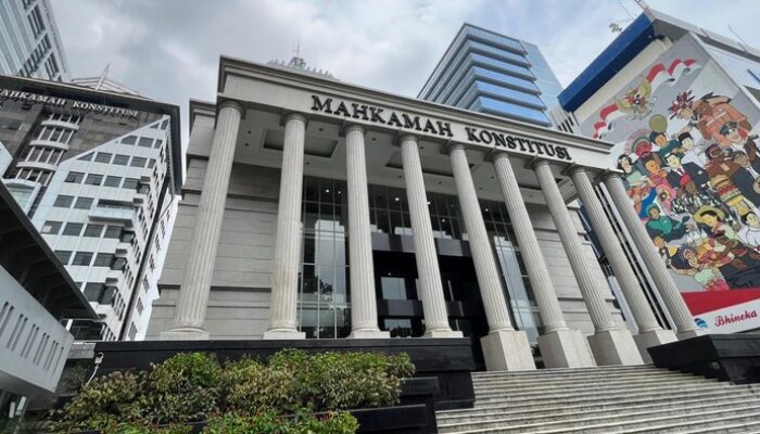 “Muncul Gugatan Agar MK Hapus Uang Pensiun DPR, Apakah Ini Akhirnya?”