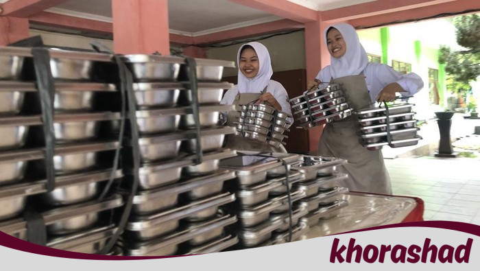 Kritik Senayan soal MBG: Dari Pelesetan hingga Polemik Statistik Terbuka