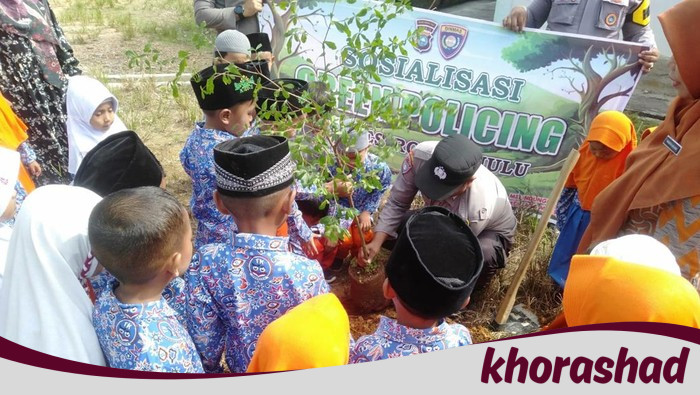 Tanam Pohon Bersama, Polisi Rohul Asah Kecintaan Lingkungan Anak SD-TK