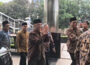 “Misteriusnya Kunjungan Menteri Haji Gus Irfan ke KPK, Ada Apa?”
