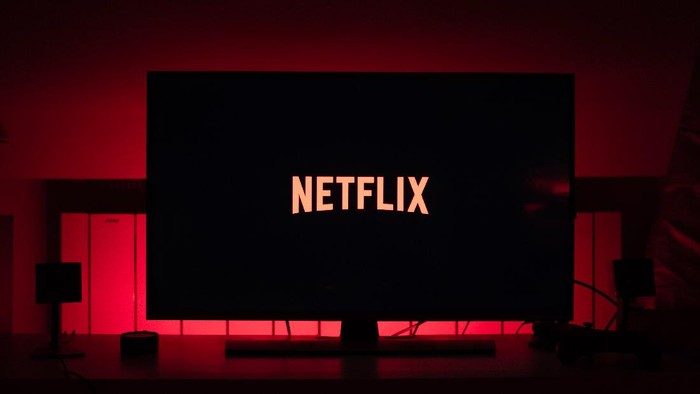 Kontroversi Netflix dan DPR: Apakah LGBT Akan Dihapus dari Layar di Indonesia?