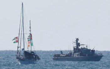 Kecaman dari Mana-mana Usai Israel Cegat Kapal Global Sumud Flotilla: Krisis Bantuan ke Gaza