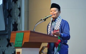 Hamas Setujui Proposal Trump, HNW Berharap Akhir Perang dan Genosida di Timur Tengah
