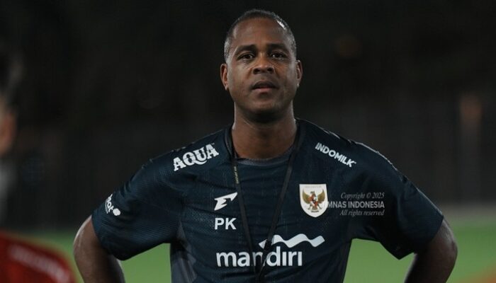 Pemain Abroad Belum Gabung Latihan di Jeddah, Ini Kata Kluivert: Apakah Ada Konflik di Balik?