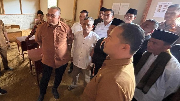 Dukung MAN 1 Sijunjung, Andre Rosiade Turun Tangan Atasi Masalah Dana dan Status