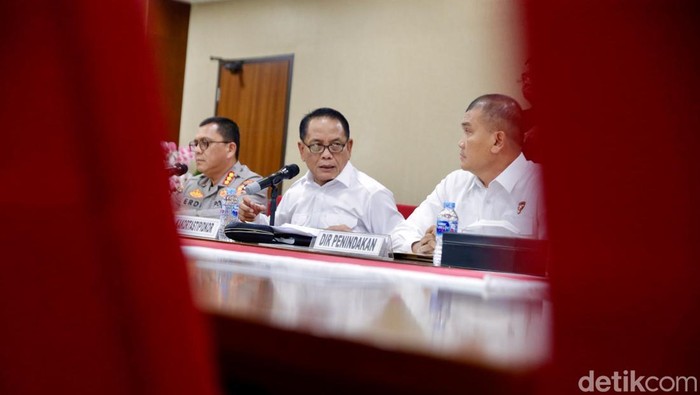 **Misteri Belum Ditahannya Adik JK dan Tiga Tersangka Lain dalam Kasus Korupsi PLTU Rp1,3 T**