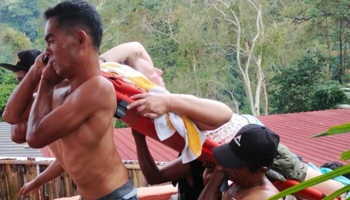 [Turis Belanda Bernasib Sial di Lombok Utara, Alami Patah Tulang Kaki di Air Terjun]