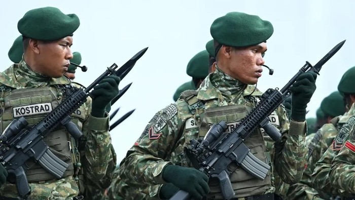 Dari Loreng Malvinas ke Hijau Muda, Seragam PDL Baru TNI Membuat Sejarah Baru!
