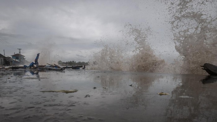 BMKG Peringatkan Potensi Banjir Rob di Pesisir Banten pada Oktober: Waspada Dampak Supermoon dan Bulan Baru!
