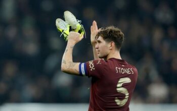 “John Stones dan Cedera yang Nyaris Hentikan Karier: Kisah Tragis yang Mencuri Perhatian”