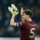 “John Stones dan Cedera yang Nyaris Hentikan Karier: Kisah Tragis yang Mencuri Perhatian”
