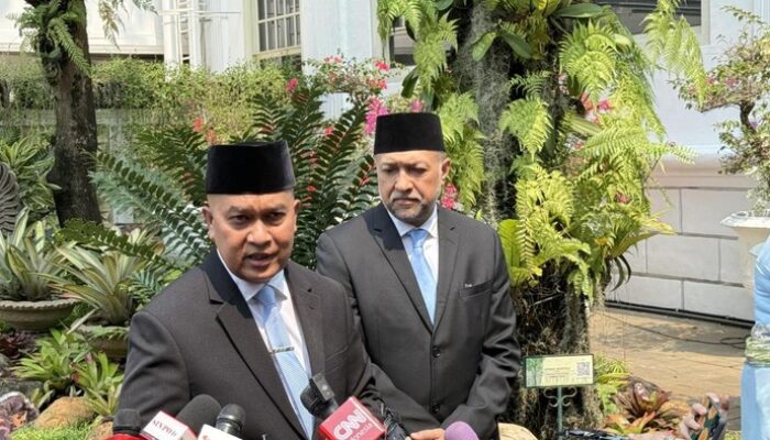 “Dari Prabowo, Velix Wanggai Pimpin Komite Papua: Harapan Baru atau Masalah Muncul?”