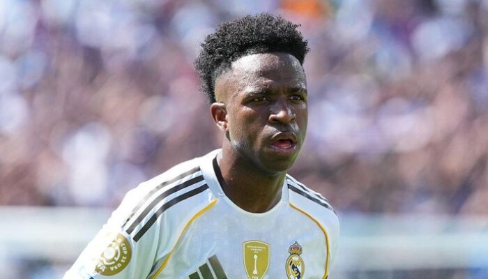 “Bintang Bola Terjebak Cinta, Vinicius Minta Maaf Usai Selingkuhi Gebetannya”