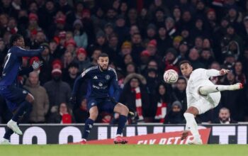 Rp 11 M Denda untuk Arsenal, Alokasi Tiket Piala FA Jadi Sorotan!