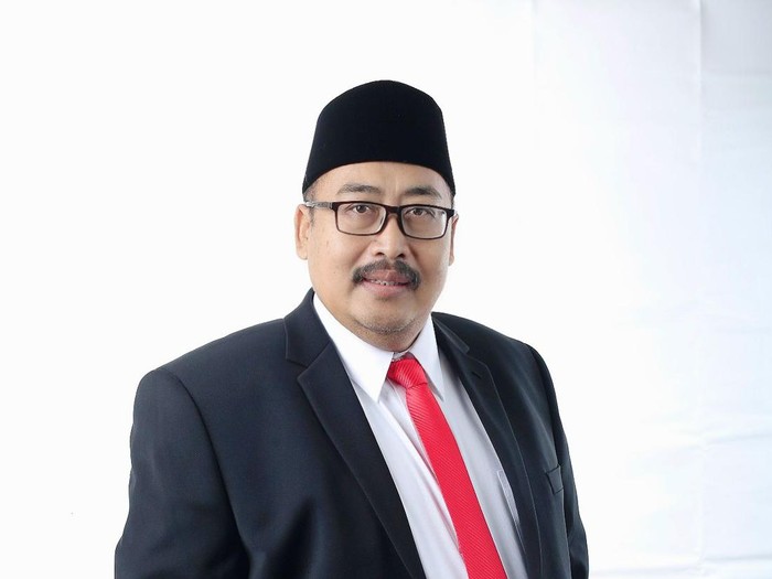 **ASN WNA di Bengkulu Viral Injak Al-Qur'an, PBNU Minta Masyarakat Tak Reaktif**