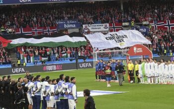 Haaland Obok-obok Israel, Fans Norwegia Kibarkan Bendera Palestina – Update 1