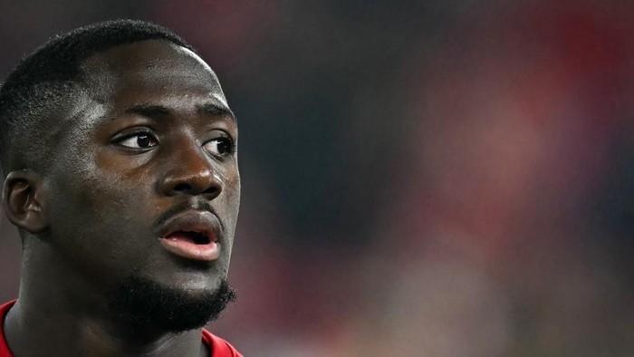Konate Dipulangkan Timnas Prancis, Bisa Bela Liverpool Lawan MU? - Update 1