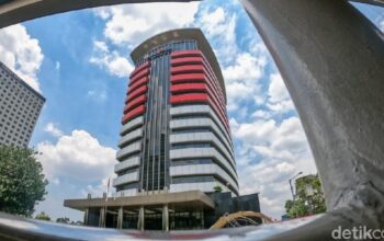 **KPK Probing Eks Dirjen Kemnaker Over Bribery in K3 Extortion Case**