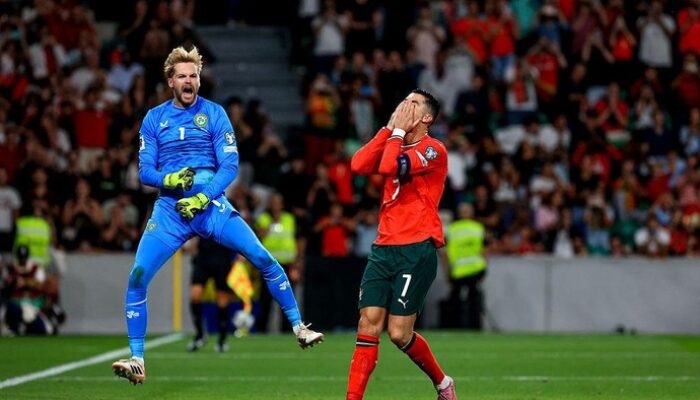 “Ronaldo Jadi ‘Korban’ Kelleher Baru, Usai Mbappe dan Fernandes Terima Hukuman”