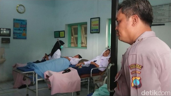 Dugaan Keracunan Massal di Tulungagung, 38 Siswa Terkena Jelangkung Setelah Santap MBG