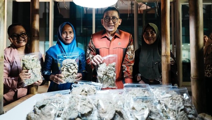 Kemenbud Gelar Kenduri Budaya Pangan Lokal, Dukung Kedaulatan Pangan RI dengan Tema 'Budaya Melepaskan Kebudayaan, Meningkatkan Kedaulatan' ;