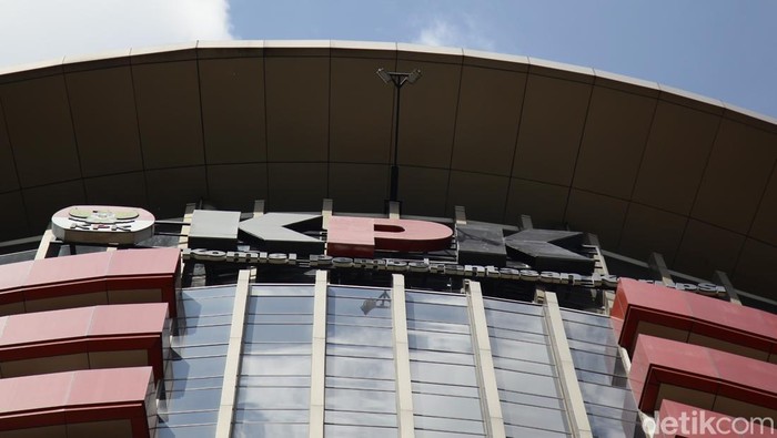 Eks Ketua Koperasi Amphuri Jadi Sasaran KPK dalam Skandal Kuota Haji!