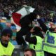 “Duel Emosional: Bendera Palestina Dirampas di Italia Vs Israel”