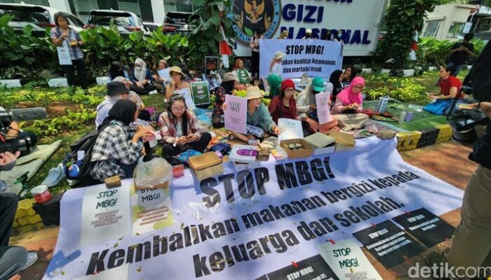 “Wakil Suara Ibu Indonesia: BGN Didemo, MBG Wajib Dinonaktifkan!”