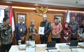 [Kemensos Terima Usulan Marsinah sebagai Pahlawan Nasional, Kontroversi pun Meledak]