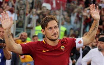 “Dari Legenda ke Penyesalan: Totti Nangis Tiap Hari Selama 3 Minggu Usai Pensiun”