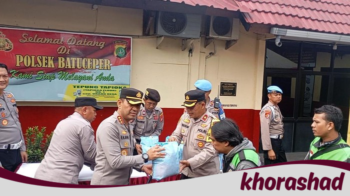 Polisi Tangerang Berikan Sembako kepada Ojol dan Masyarakat Slum, Gelar Baksos di Tengah Masyarakat